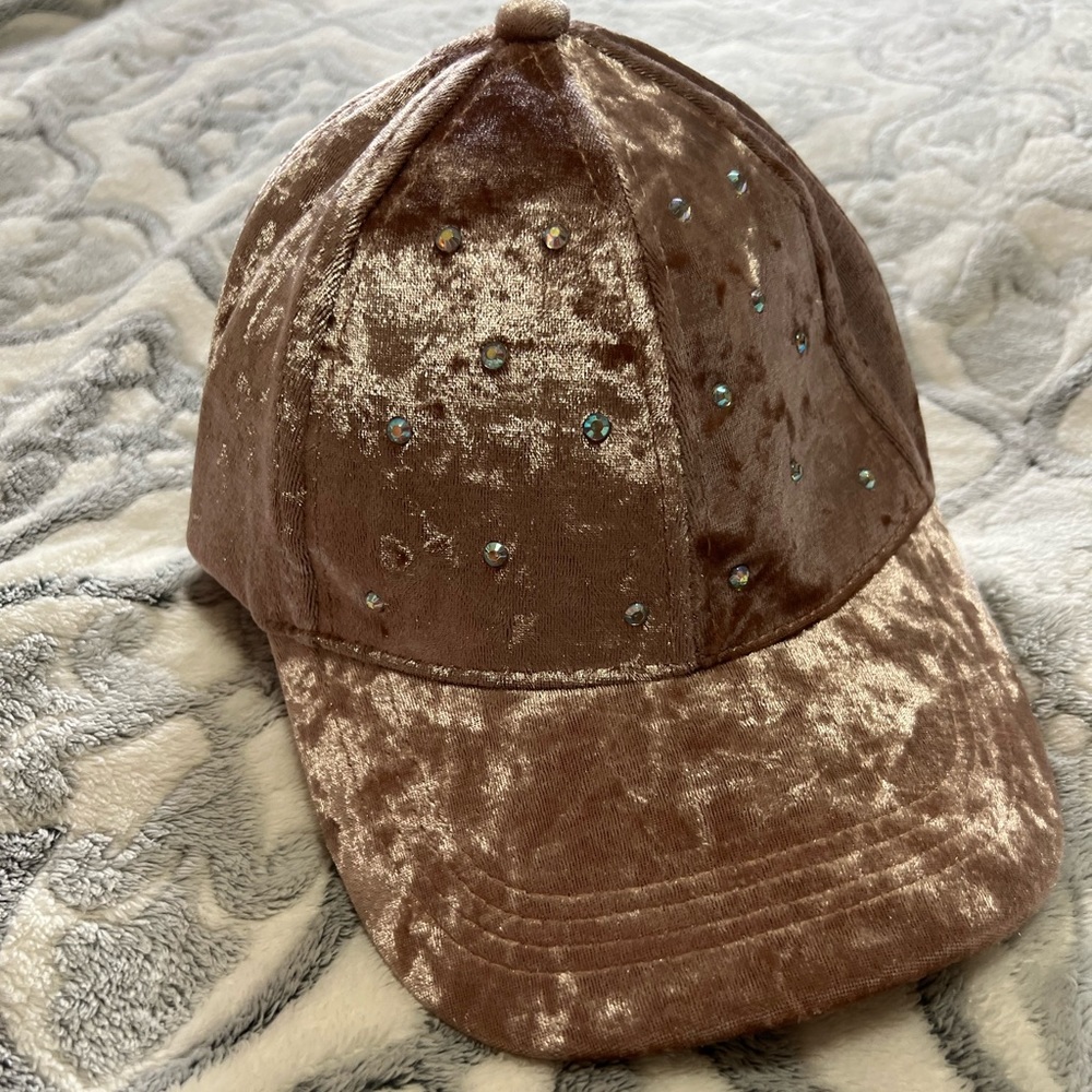 Limited Too cap 🌸